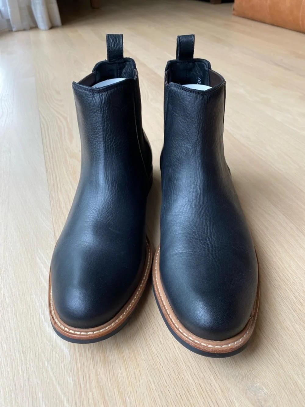 Mens Size 10.5 Nisolo Black Leather All Weather Chukka Chelsea Boots Brand New